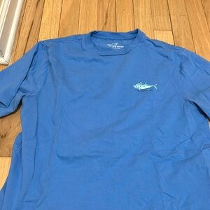 Men’s vineyard vines small fish
